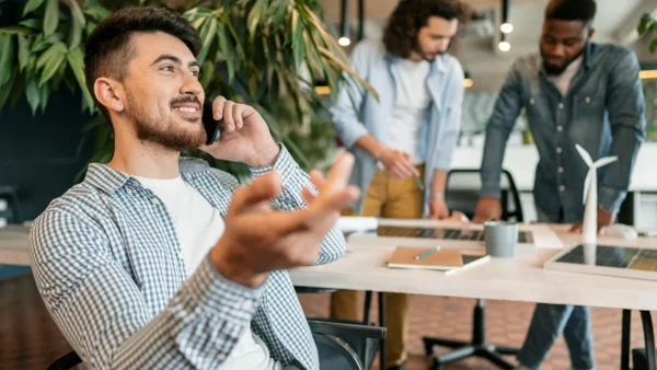 ¿Cuál es la relación entre los teléfonos móviles y el riesgo de cáncer cerebral?