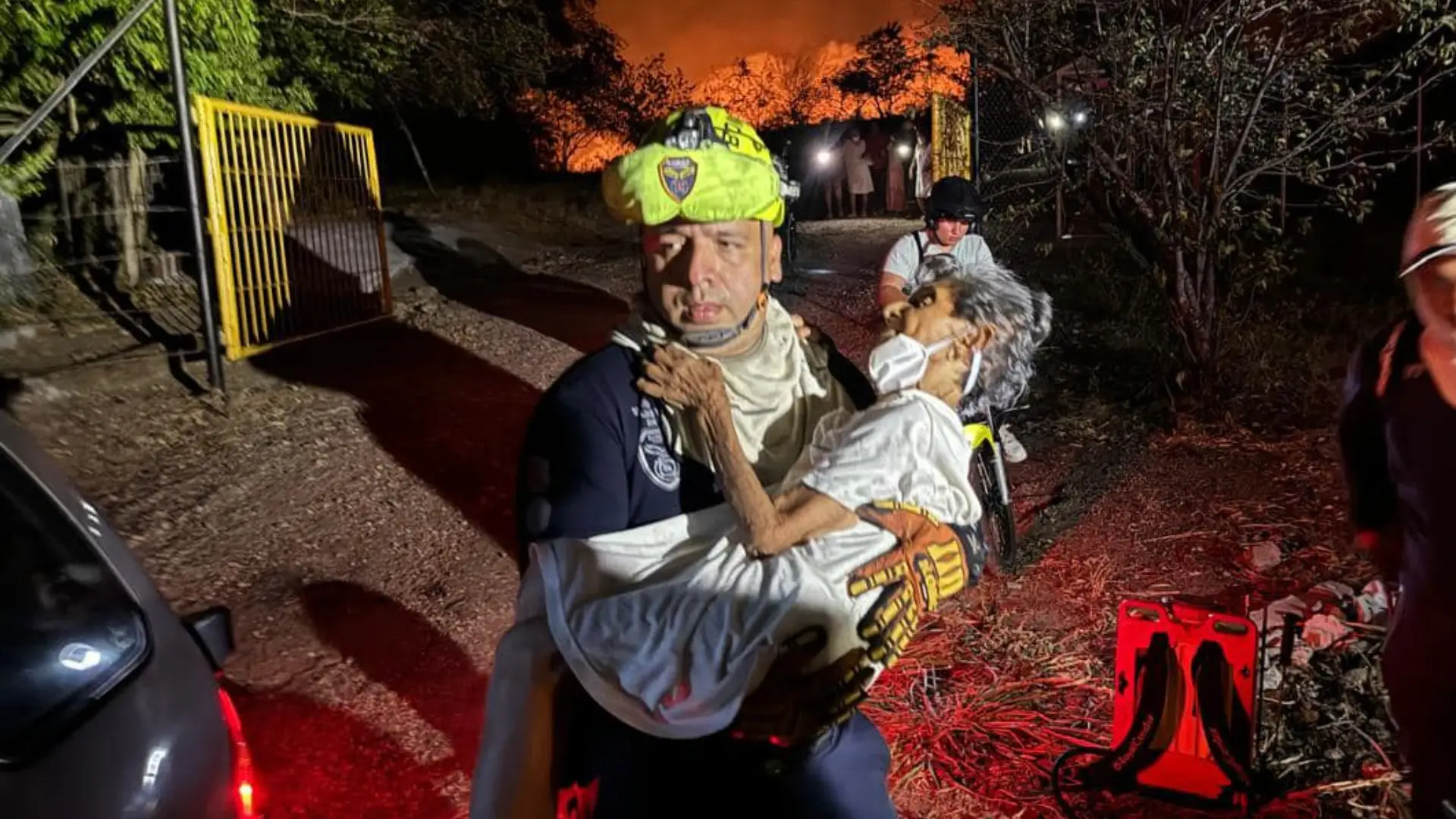 Abuelitos en incendio