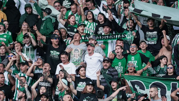 Atlético Nacional tuvo noble gesto con hinchas afectados en la 'batalla campal' con Junior Atlético Nacional tuvo noble gesto con hinchas afectados en la 'batalla campal' con Junior
