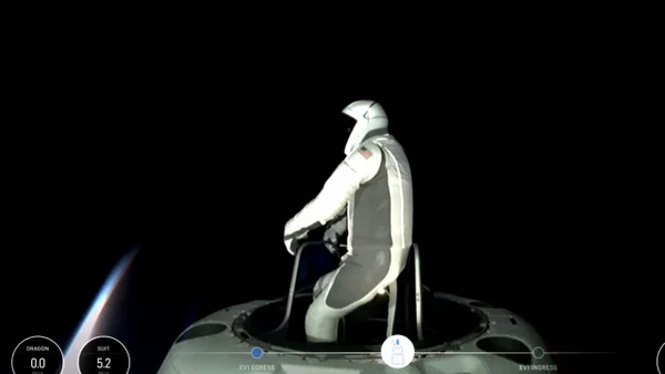 ¡Histórico! Astronautas de SpaceX realizan paseo espacial privado: video