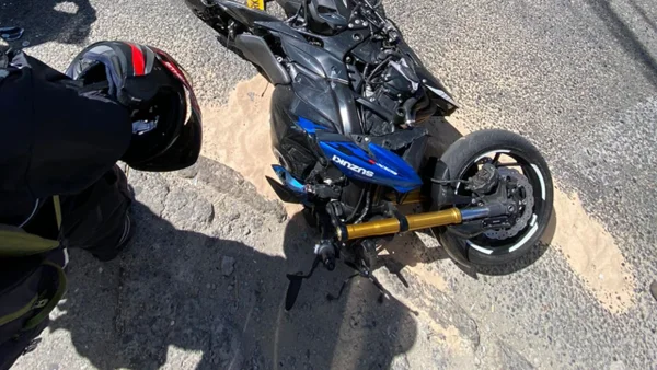 Ladrón que falleció tras choque de una camioneta tendría impactos de bala: autoridades investigan