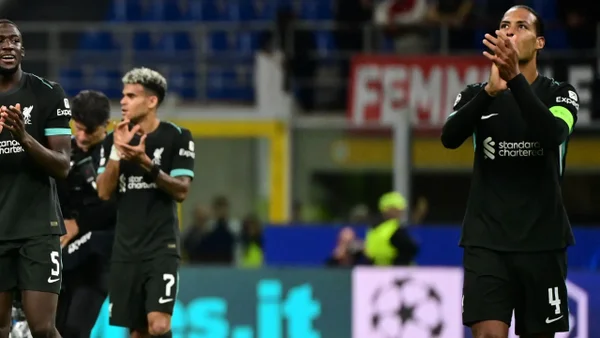 Capitán del Liverpool se refirió a la sorpresiva suplencia de Luis Díaz