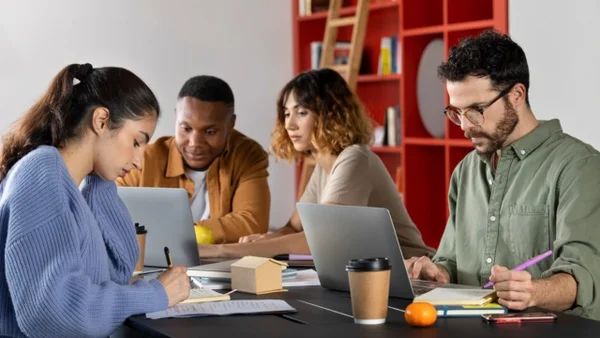 La ‘Hackathon’ con la que Davivienda ofrece ganar hasta $10 millones a sus participantes La ‘Hackathon’ con la que Davivienda ofrece ganar hasta $10 millones a sus participantes