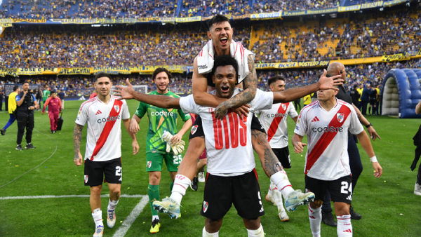 VIDEO | Franco Armani y Miguel Borja protagonizaron 'picantes' festejos en La Bombonera