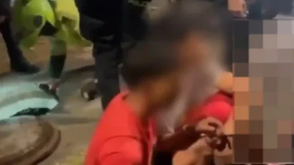 Así cayeron cuatro extranjeros que estaban robando cables de cobre avaluados en 54 millones en Bogotá Así cayeron cuatro extranjeros que estaban robando cables de cobre avaluados en 54 millones en Bogotá