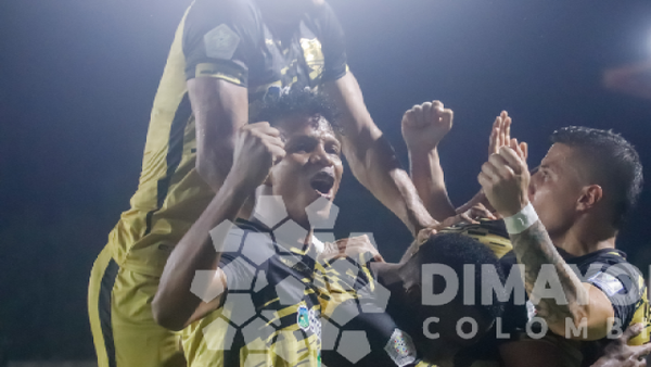 Águilas Doradas se impuso por 3-4 en el Metropolitano y ahondó la crisis de Junior: vea los goles