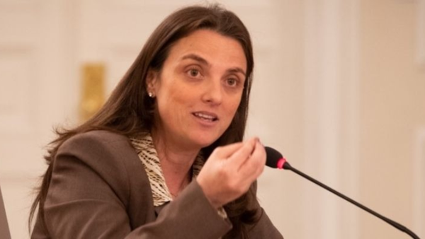 Procuraduría archiva investigación contra exministra Karen Abudinen por caso de Centros Poblados