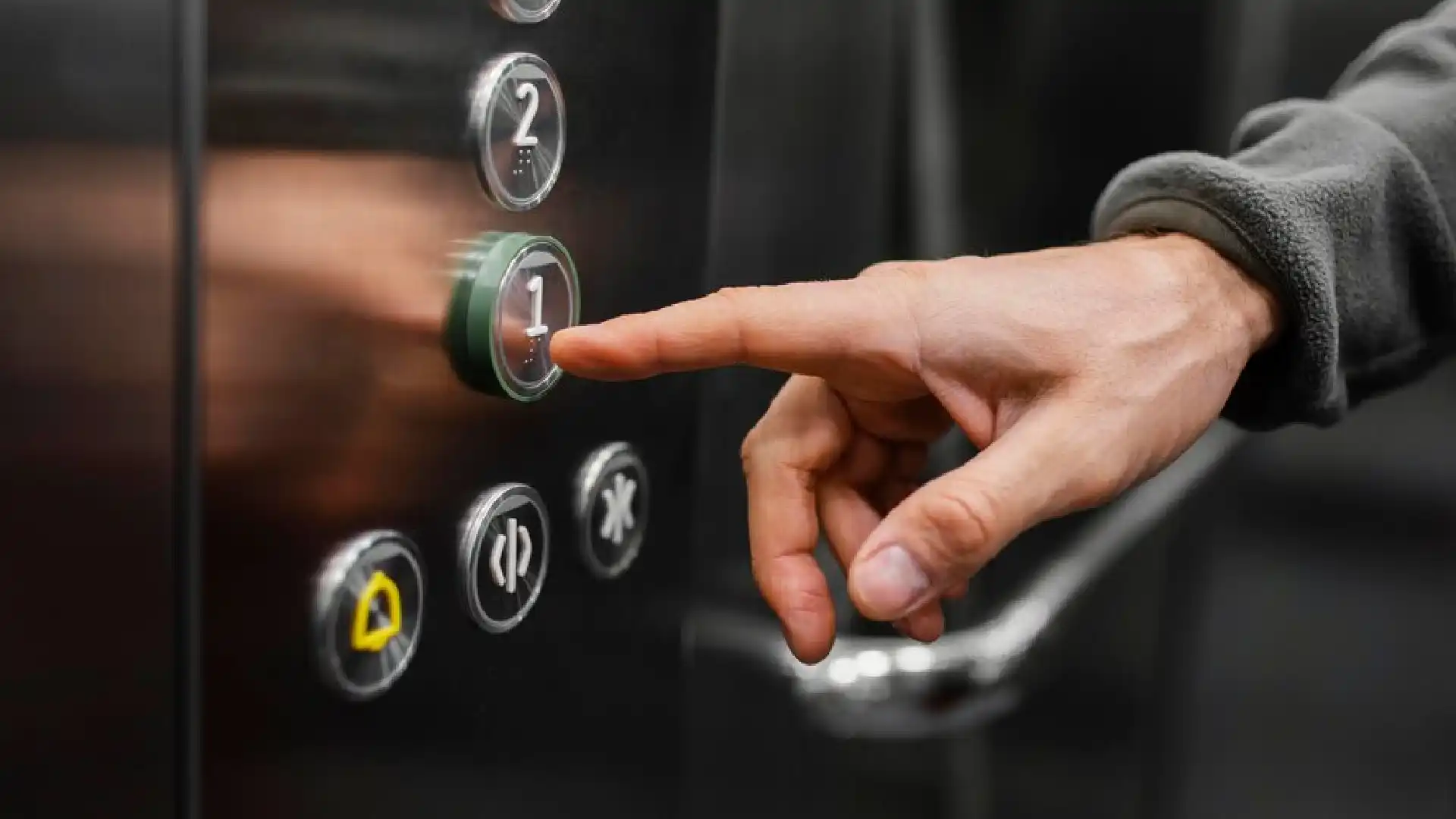 Quedarse encerrado en un ascensor