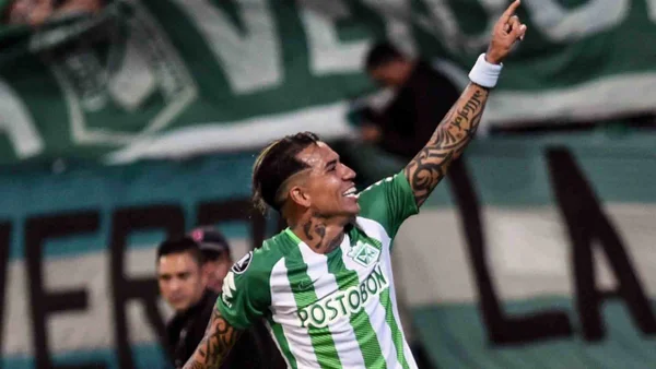 Hinchas de Atlético Nacional se fueron de frente contra Dayro Moreno: “Traicionero”