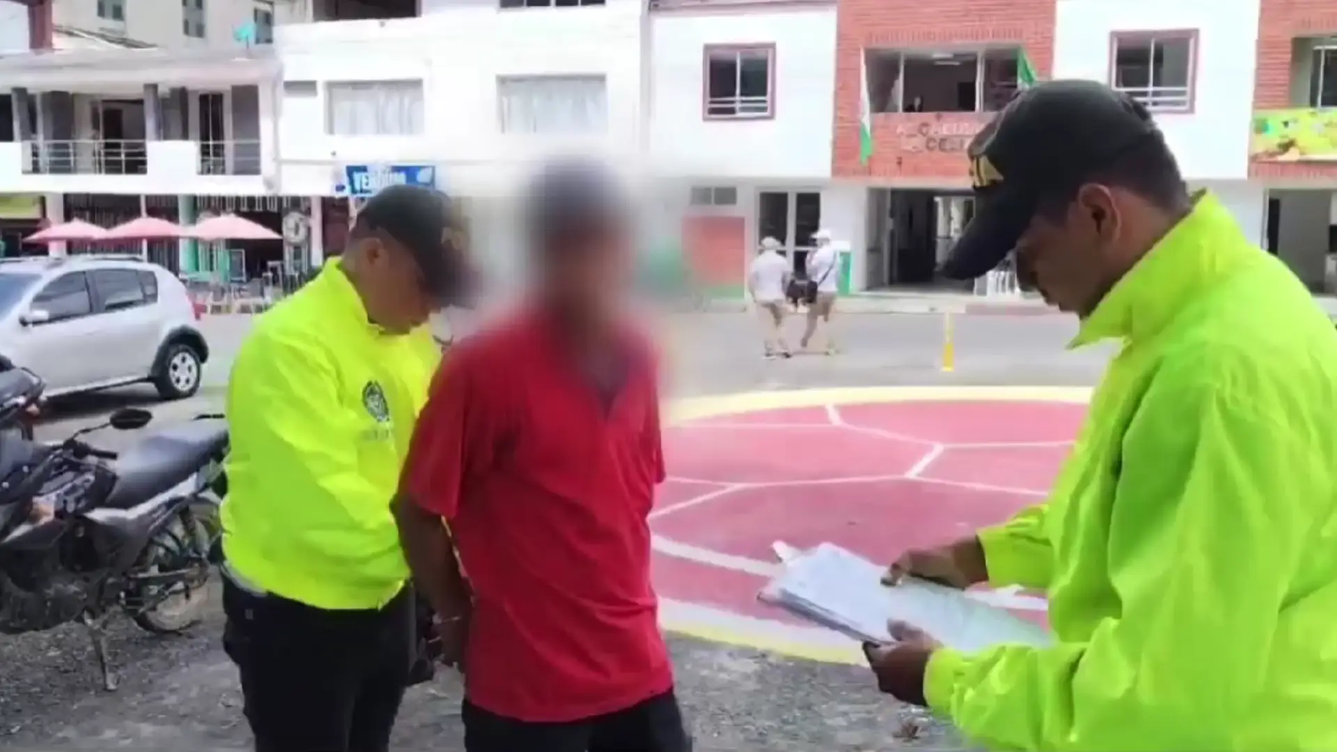 Madre permitió que el padrastro abusara sexualmente a su hija por más de 13 años