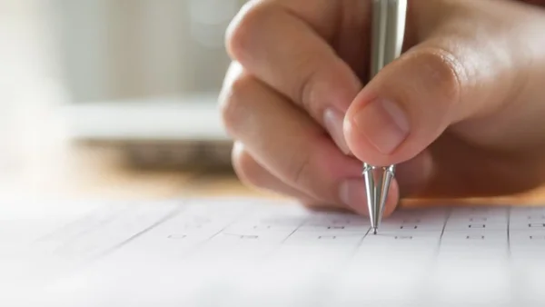 ¿Sabe cuáles son los beneficios de realizar las pruebas Saber Pro?