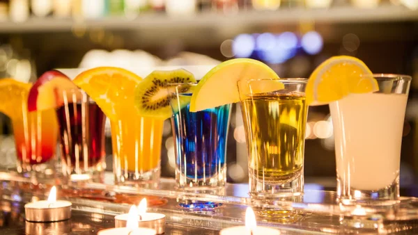 ¿Por qué el Aguardiente Amarillo no se comercializa en Bogotá? ¿Por qué el Aguardiente Amarillo no se comercializa en Bogotá?