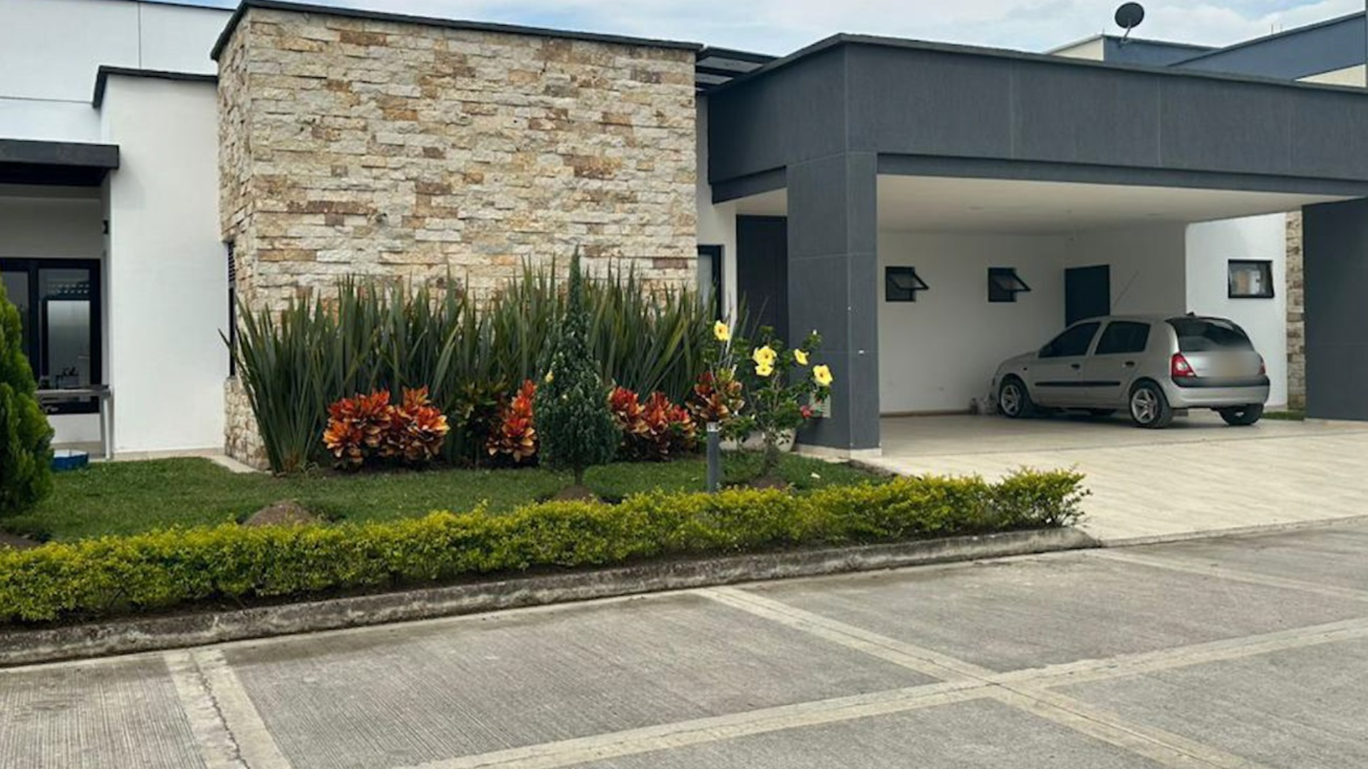 Extinción de dominio a bienes de 'La Constru'.