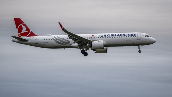 Piloto murió en pleno vuelo y el avión tuvo que aterrizar de emergencia en Estados Unidos