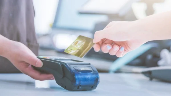 Cayó estafador en Santander: se hacía pasar como funcionario bancario para robar Cayó estafador en Santander: se hacía pasar como funcionario bancario para robar