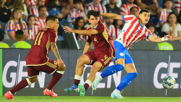 Jon Aramburu adelantó a Venezuela en Asunción: vea el golazo contra Paraguay
