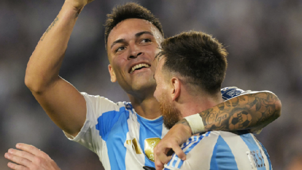 Lautaro Martínez aprovechó un 'pasegol' de Lionel Messi: vea el 2-0 en Argentina vs. Bolivia