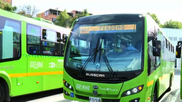 Las mujeres detrás del volante en ‘La Rolita’