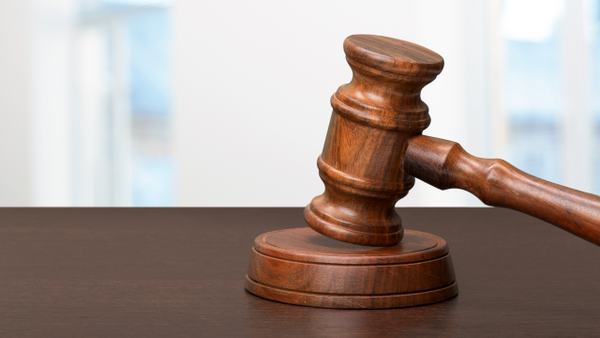 Expresidente Álvaro Uribe quedó absuelto por soborno en caso Hilda Niño