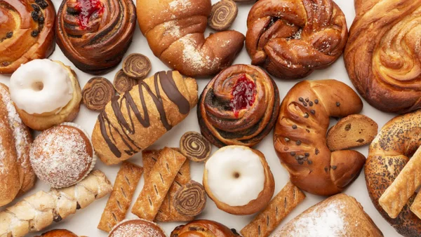 ¿Por qué la mayoría de las personas sienten antojos por los carbohidratos en momentos de estrés?