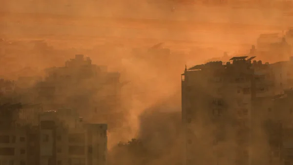 Al menos 73 personas murieron en un bombardeo israelí sobre Beit Lahia, norte de Gaza