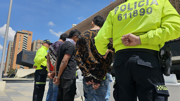 Los Costeños usaban casas en el centro de Bogotá como fachada para vender droga cerca a colegios Los Costeños usaban casas en el centro de Bogotá como fachada para vender droga cerca a colegios