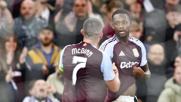 Leyenda de Newcastle defendió a Jhon Durán: "El árbitro adivina, es una mala decisión"