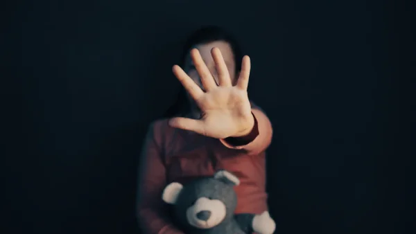 Con falsas promesas de modelaje un hombre habría abusado de varias menores en Valle del Cauca y Caldas