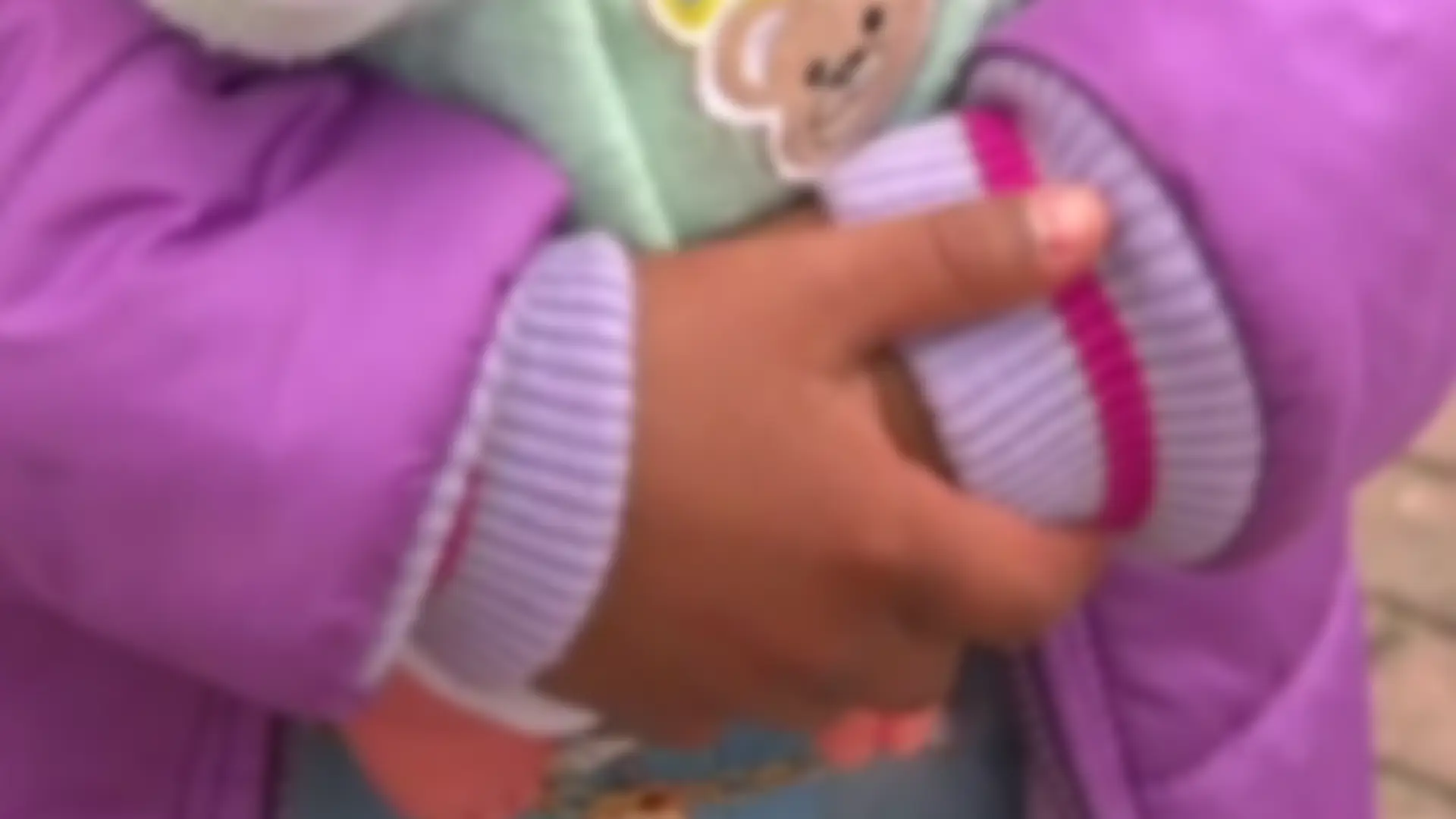 Video: niña de cuatro años brutalmente golpeada por su abuela en Cundinamarca