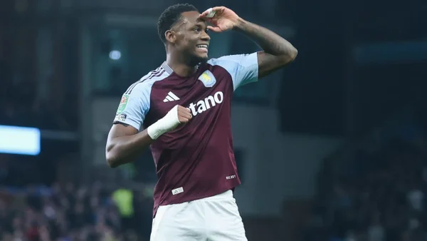 Jhon Durán no para: zurdazo y a guardar en la Copa de la Liga