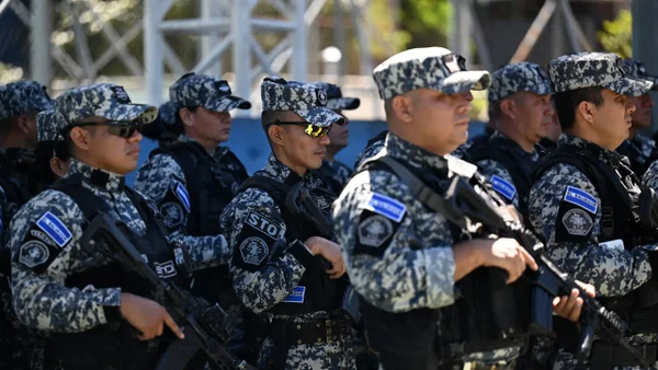 El mega operativo del presidente Bukele en El Salvador para hacerle frente a las pandillas