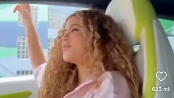 Shakira podría adelantar la Navidad: reveló que le regalaría su lujoso Lamborghini a un fanático