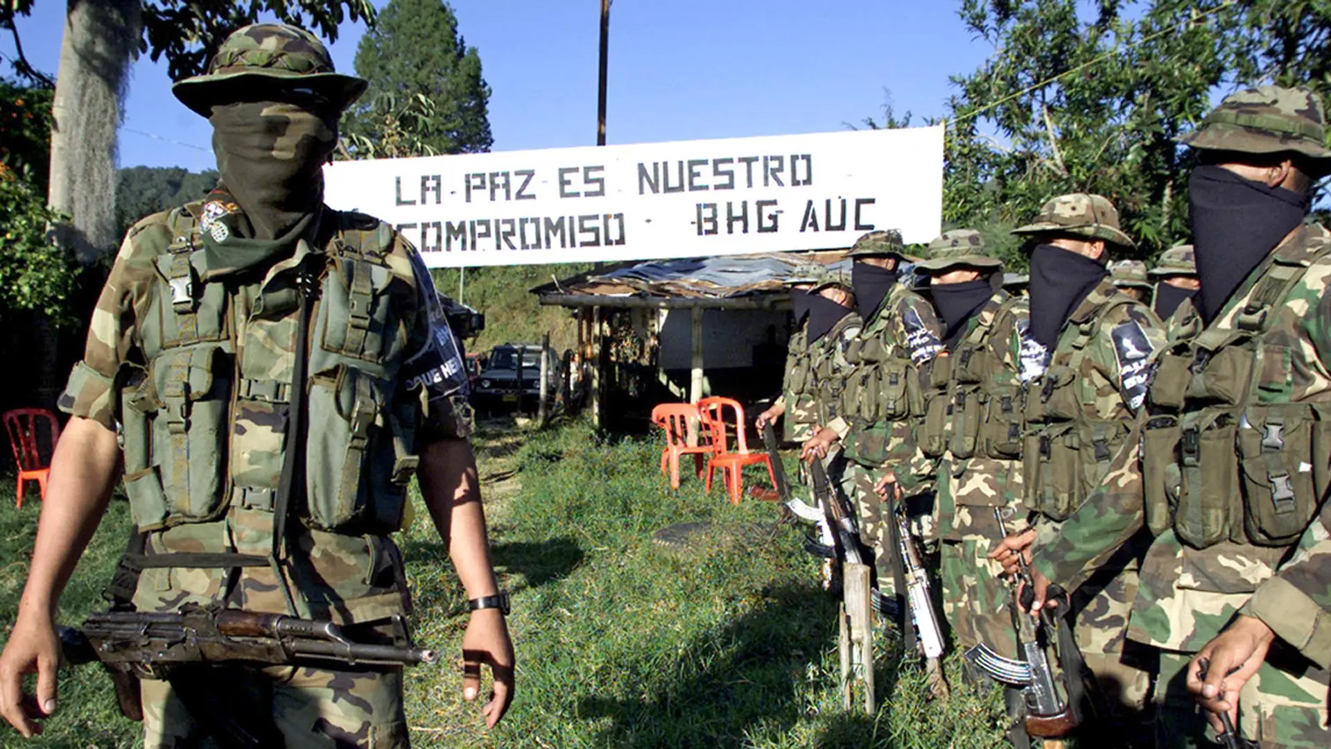 Exparamilitares nombrados gestores de paz.