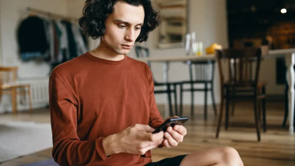 ¿Por qué algunas personas quitan la foto de perfil en WhatsApp? Razones desde la psicología