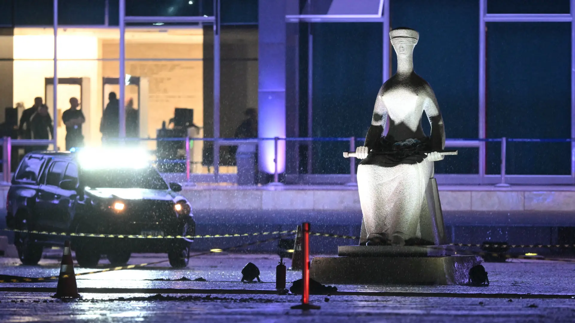 atentado-corte-suprema-brasil Atentado suicida en la Corte Suprema de Brasilia dejó un muerto: evacuaron la zona
