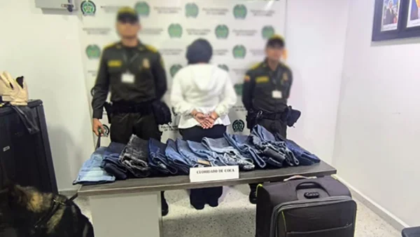 Capturan a mujer con dos kilos de cocaína ocultos en ropa en aeropuerto de Pereira