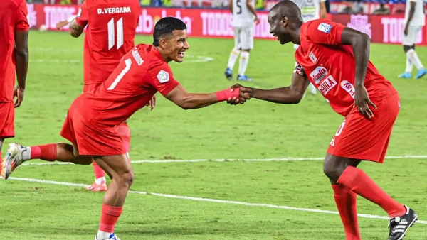 🔴América avanza en los penales: Soto, el definitivo