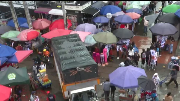 El descarado operar de la delincuencia y las mafias en San Victorino, centro de Bogotá El descarado operar de la delincuencia y las mafias en San Victorino, centro de Bogotá