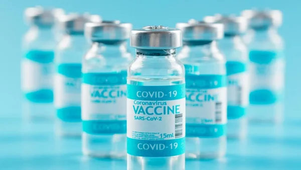 Retrasos en distribución provocan vencimiento de más de un millón de vacunas contra el covid-19 en Colombia