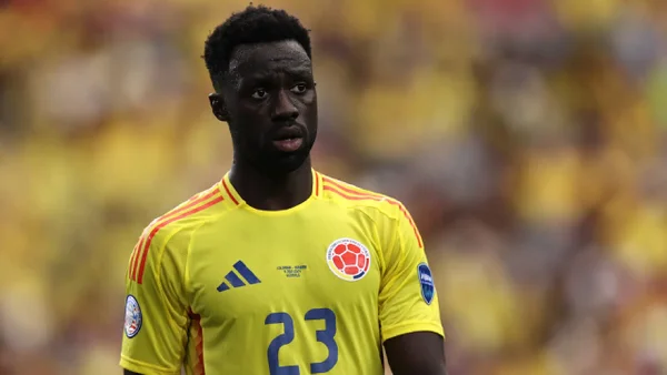 Davinson Sánchez evitó el segundo gol de Ecuador: vea su barrida salvadora