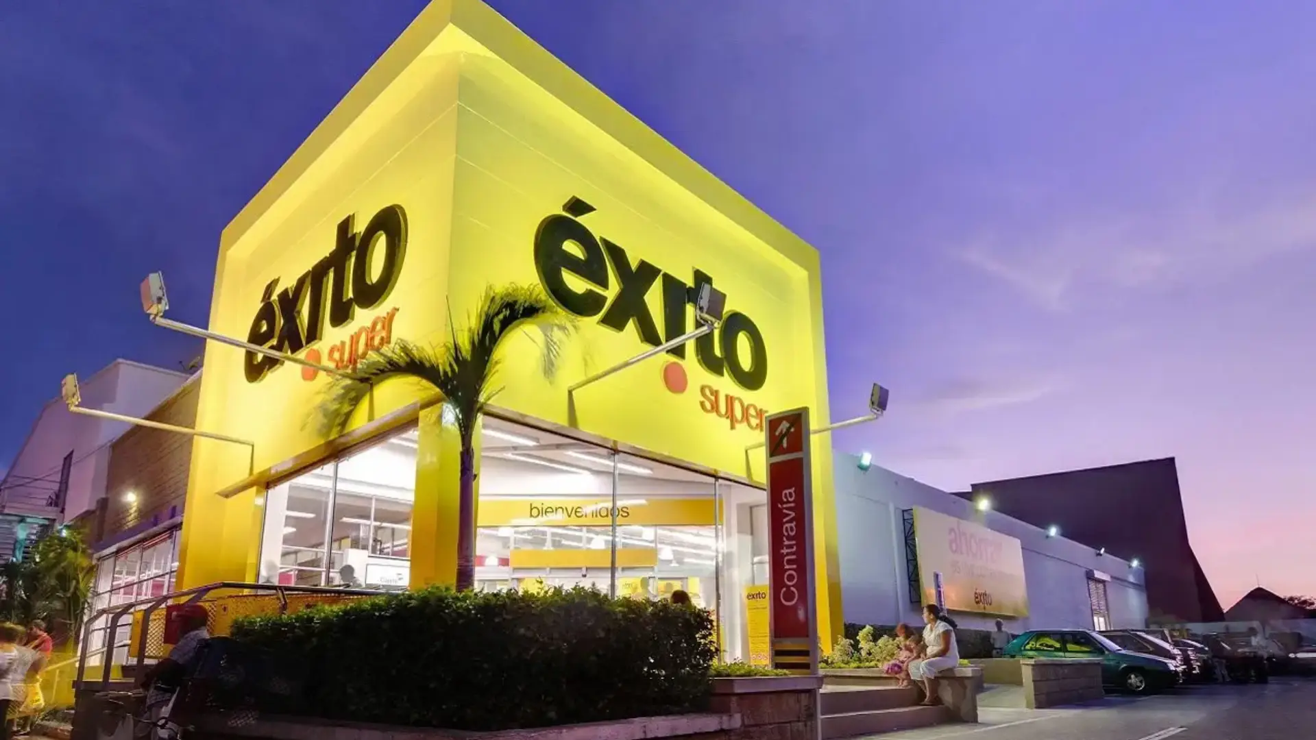 Outlet almacén Éxito.