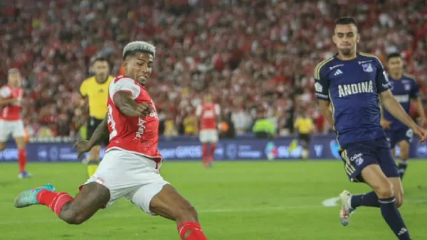 ChatGPT reveló cuál sería el resultado del clásico capitalino por cuadrangulares: ¿Lo sufre Santa Fe?