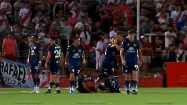 En video: este fue el gesto de Sebastián Villa por el que los jugadores de River buscaron agredirlo