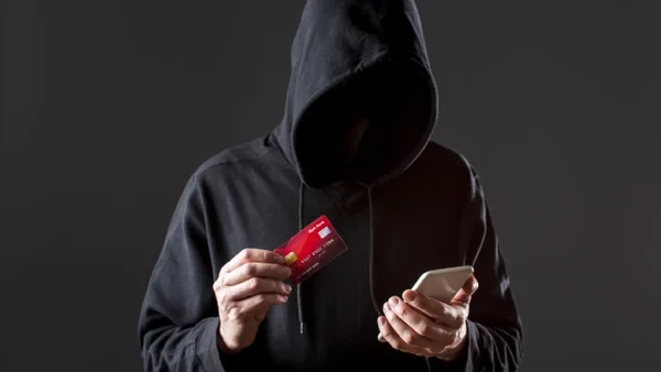 Mucho ojo con el 'spoofing telefónico', el método con el que están realizando millonarias estafas Mucho ojo con el 'spoofing telefónico', el método con el que están realizando millonarias estafas