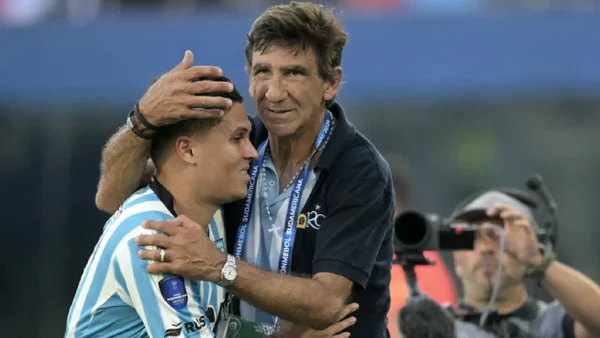 "Estoy recibiendo el fruto porque nunca le bajé": Juanfer Quintero totalmente conmovido tras ser campeón "Estoy recibiendo el fruto porque nunca le bajé": Juanfer Quintero totalmente conmovido tras ser campeón