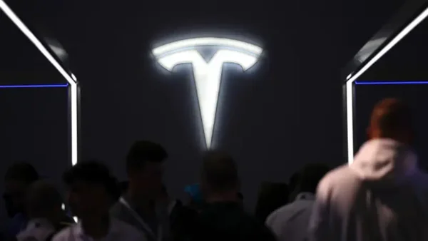 Tesla llegó a Colombia y busca trabajadores: estas son las vacantes que ofrece