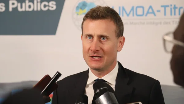 ¿Gobierno colombiano estaba advertido sobre la posibilidad de que regresara la visa para viajar a Reino Unido? ¿Gobierno colombiano estaba advertido sobre la posibilidad de que regresara la visa para viajar a Reino Unido?