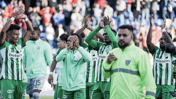 'Tino' Asprilla, entre elogios a Nacional y críticas a Millonarios: "Arrancó y no lo paran"