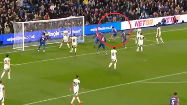 Daniel Muñoz se convirtió en el gran héroe del Crystal Palace con golazo sobre el último minuto: así fue