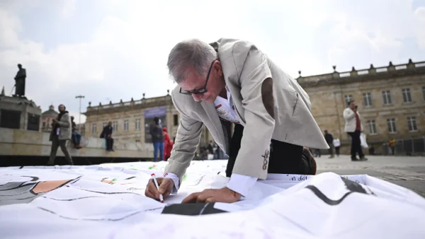 JEP concedió amnistía a exfarc Rodrigo Granda por el delito de rebelión JEP concedió amnistía a exfarc Rodrigo Granda por el delito de rebelión